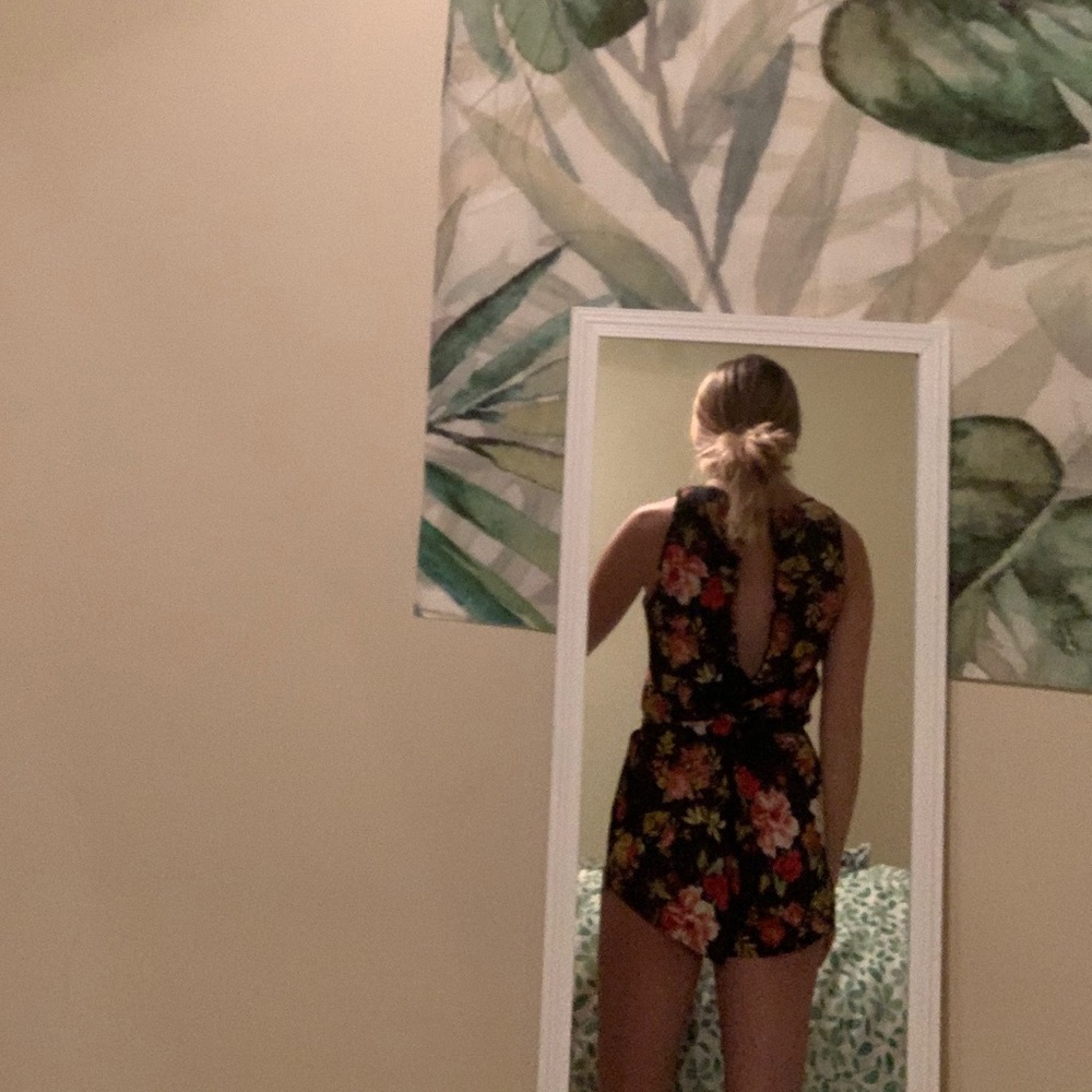 Romper - Picture 2 of 2